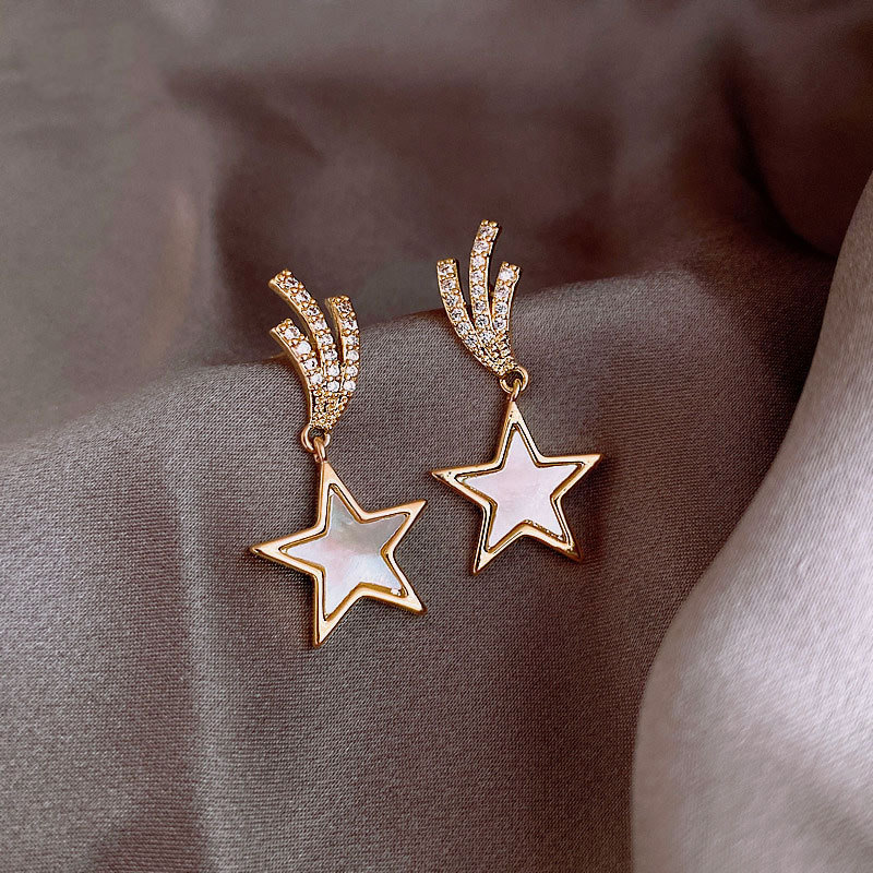 Fashion Five-pointed Star Sterling Silver New Trendy Korean Earrings For Women display picture 1