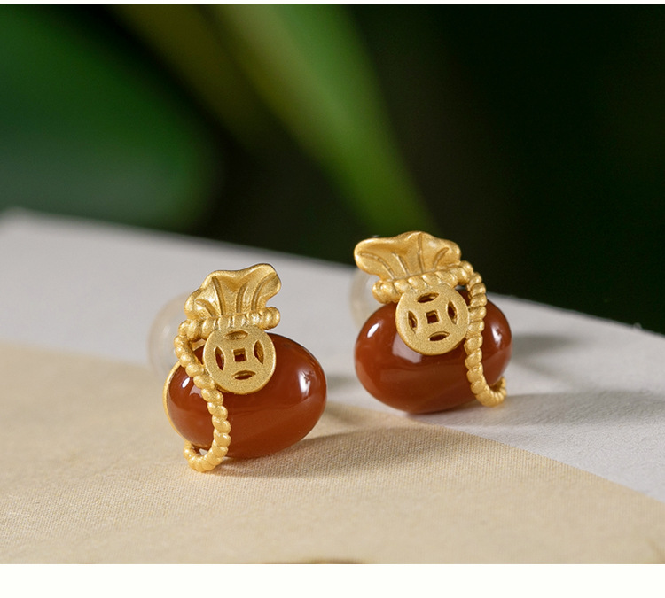Bông tai bạc S925 mạ vàng đính ngọc bích phong cách cổ điển — Thanh ngọc mẫu tối màu chi tiết 3