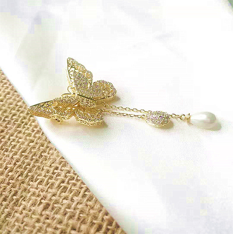 New Vintage Pearl Tassel Butterfly Brooch Pins for  Women Fashion Inlaid Zircon Dress Corsage Pin Clothing Accessories Brooches