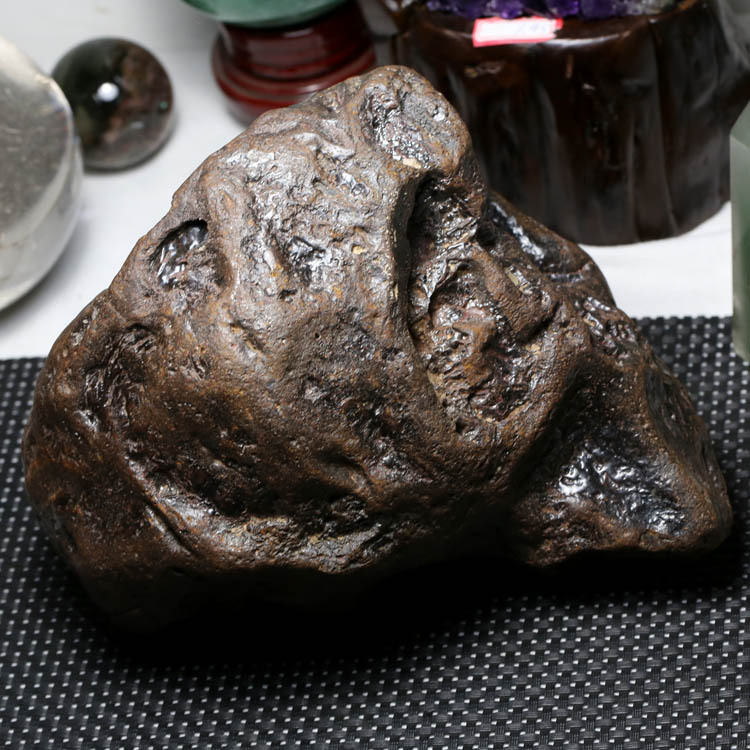 Natural iron meteorite hand stone South Africa Tiantie meteorite stone