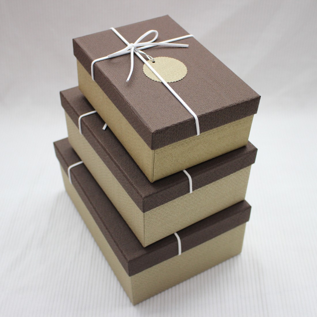 纸质包装盒适用于首饰，化妆品，礼品包装，颜色尺寸可定制