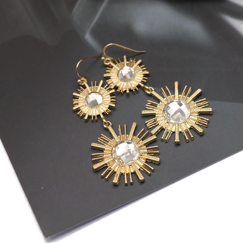 Gold Round Color Gemstone Earrings Black Sun Star Pendant Exaggerated Earrings Wholesale Nihaojewelry display picture 8