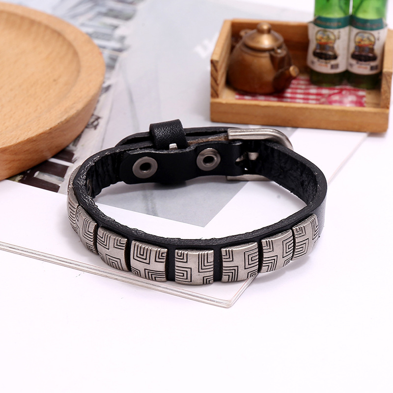 Hot-selling  punk fashion retro simple and versatile adjustable men’s jewelry cowhide bracelet nihao