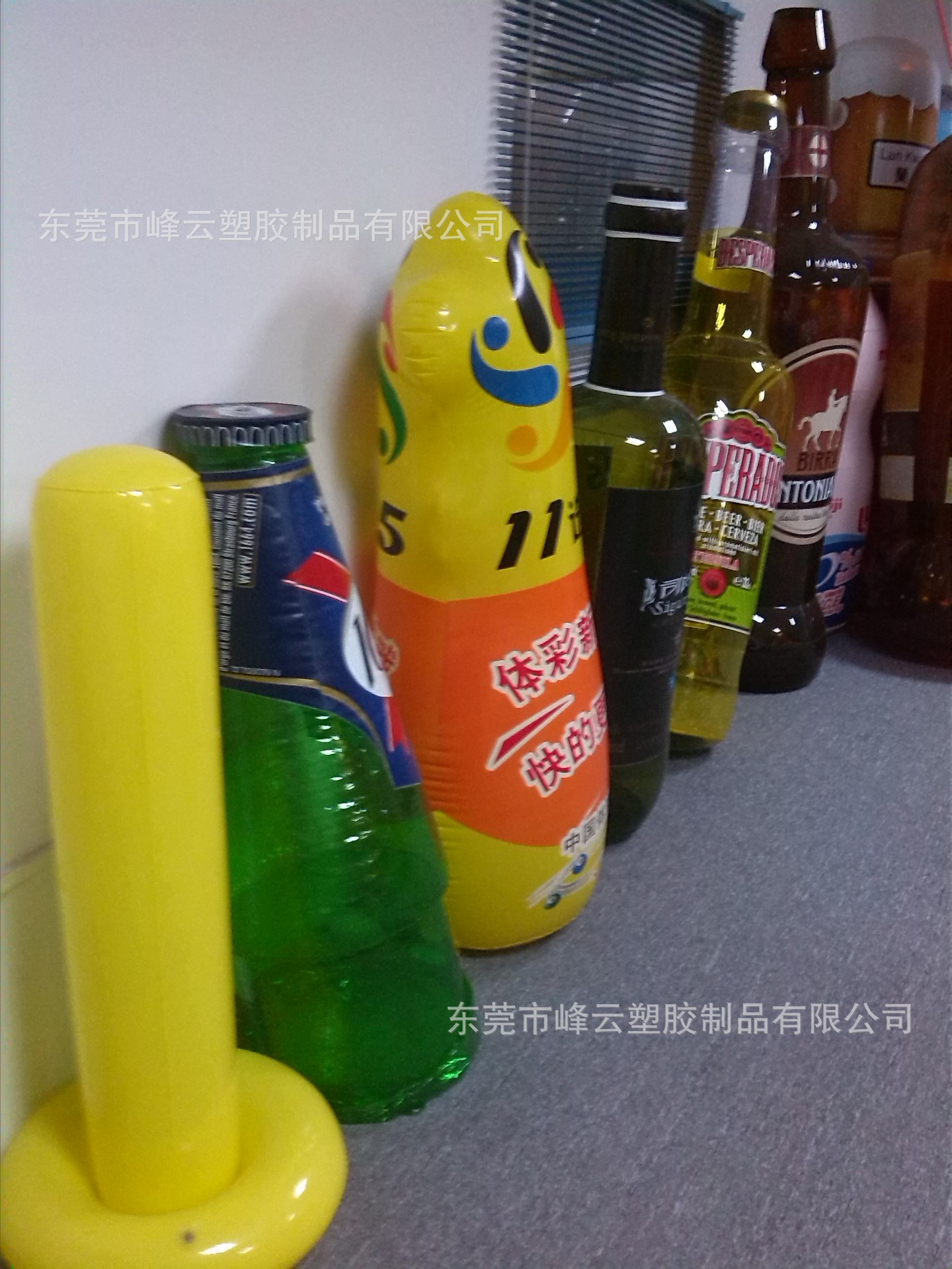 厂家供应PVC充气罐子 吹气瓶子 充气罐子模型 易拉罐广告促销品动