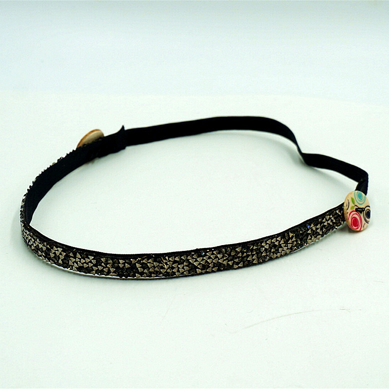 Fábrica al por mayor nuevo oído europeo y americano anti-apriete máscara botón diadema resina diamante banda de pelo Simple deportes tocado