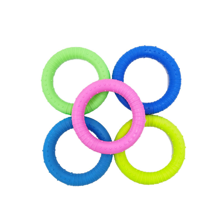 Pet Toy Dog molar de goma de juguete perro de entrenamiento perro lanzando TPR Limpieza de dientes resistente a los mordiscos suministros para Mascotas Fábrica al por mayor