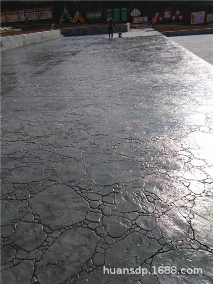 广东彩色混凝土压模地坪材料压花道路压印地坪施工 艺术压模地坪 阿里巴巴