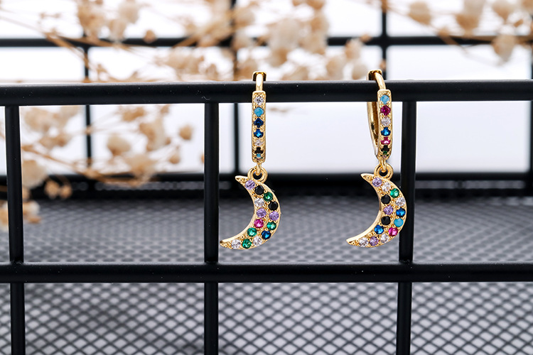 10g Weight Zircon Inlay Material Earrings Classification Housewarming, Anniversary, Business, Wedding, Travel, Birthday, Festival Occasion Copper Material Geometric Pattern Women'S Gender Plating Design Fashion Style Copper Plating Geometric Zircon 9