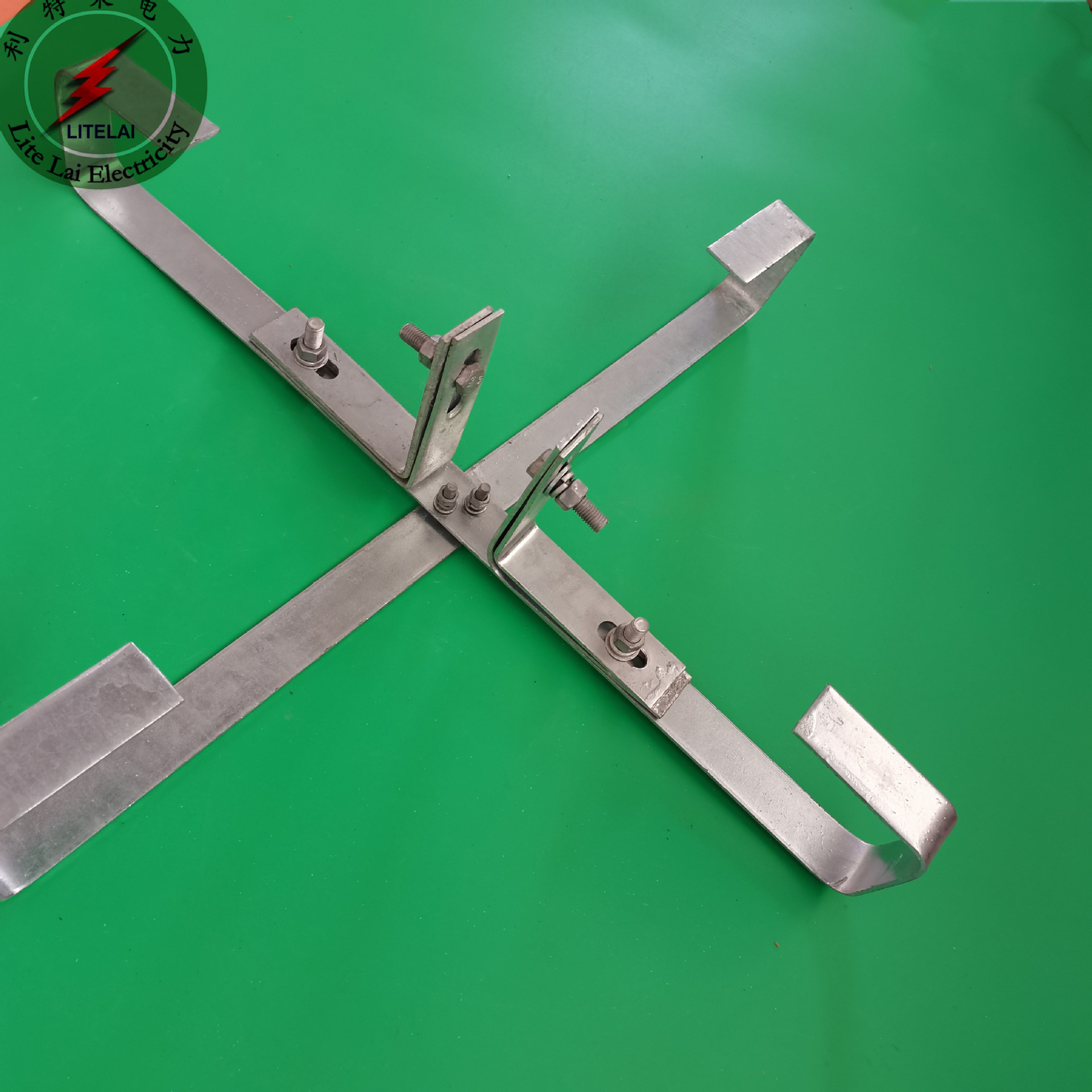 铁塔用余缆架 光缆余缆架 塔用夹板固定架 线缆预留架 余线架