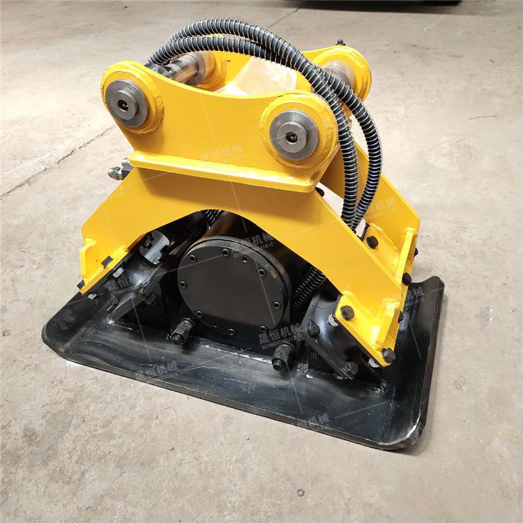 现货平板震动夯60挖掘机液压夯实器 6吨钩机带振动夯厂家按需定制