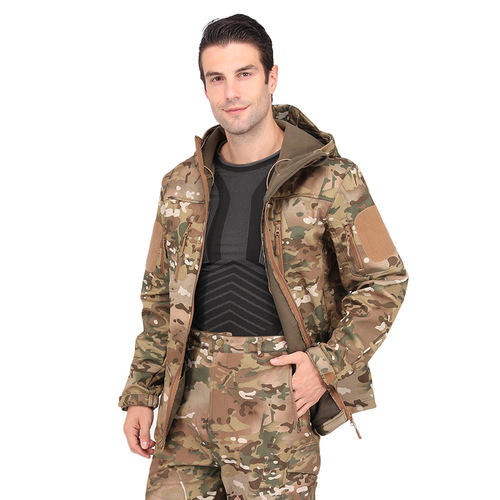 ESDY Outdoor Camouflage Soft Shell Jacket Windproof Jacket Tactical Clothing Mountaineering Suit A013