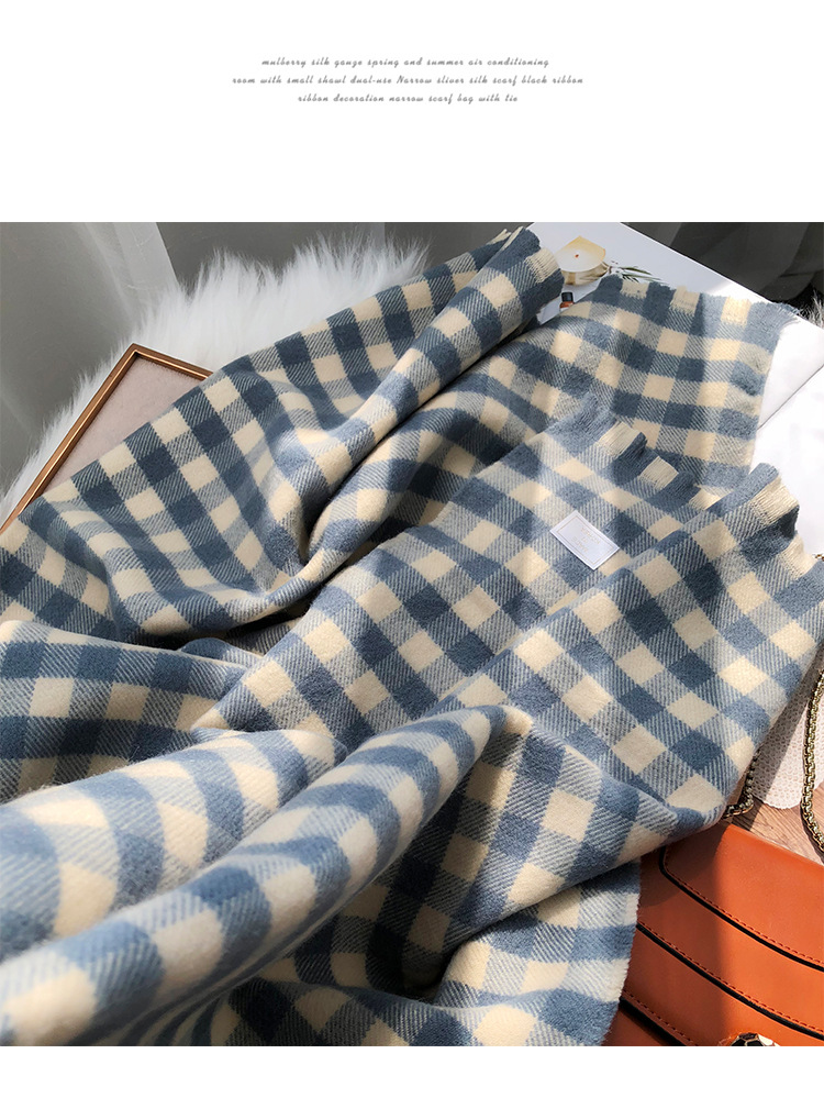 Unisex Vintage Style Plaid Polyester Scarf display picture 1