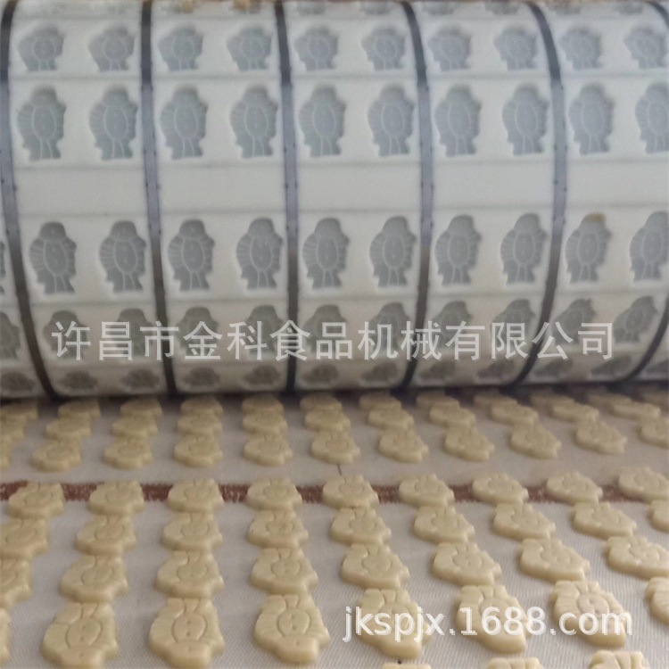 河南桃酥饼机多少钱一台 许昌自动桃酥机小动物饼干成型机