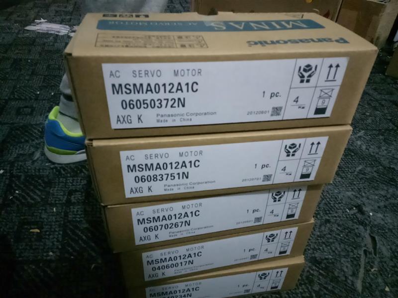 松下伺服MSMD012P1U，MHMD012P1U库存现货，低价，欢迎询价