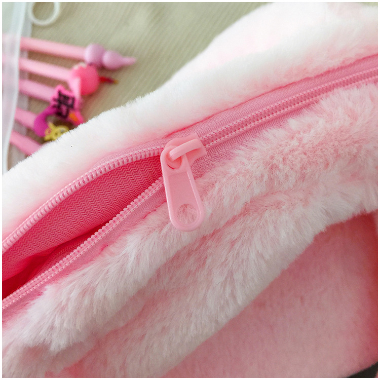 2020 new bag winter plush bag cute cartoon bag fashion Korean single shoulder messenger bagpicture9