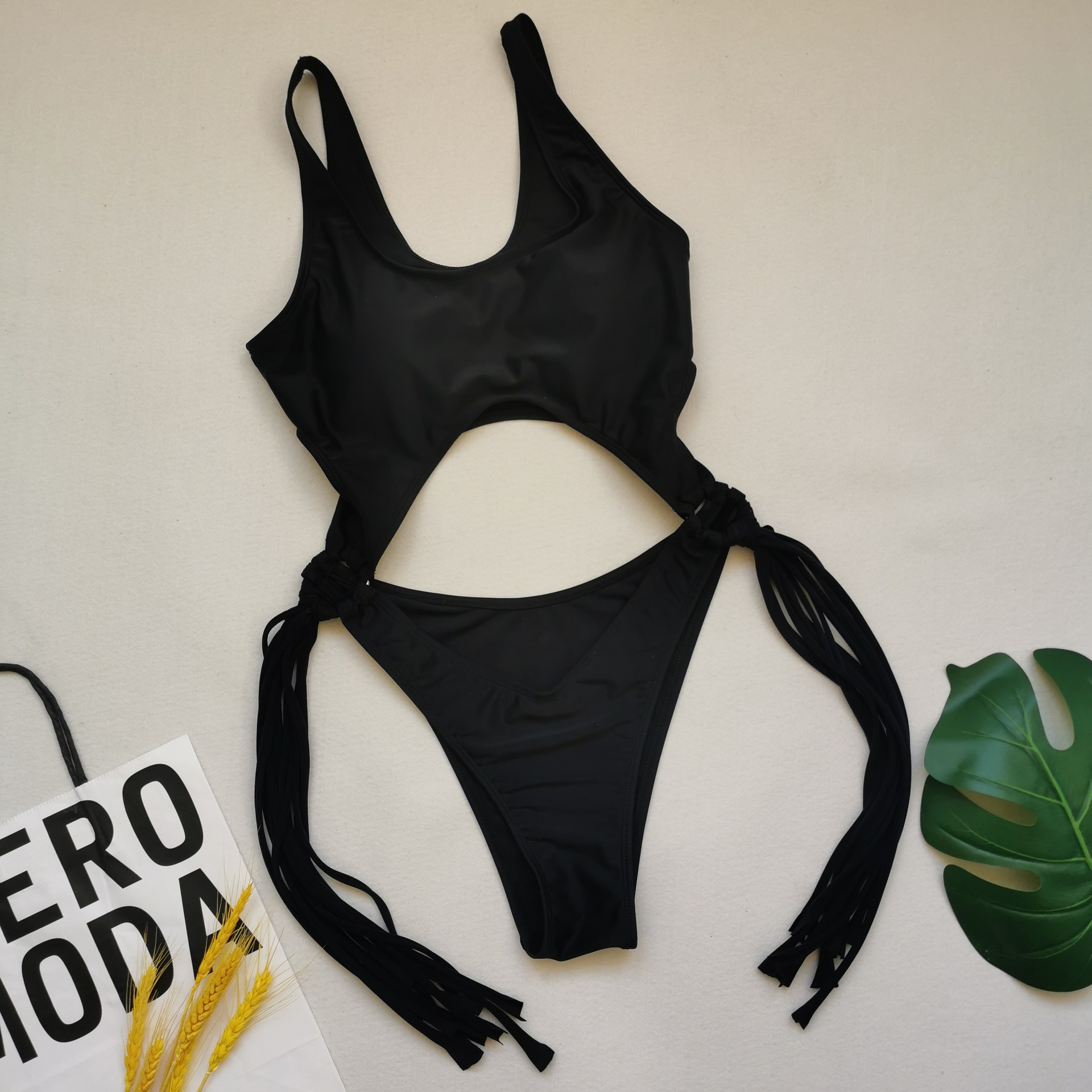 161g Weight Sleeveless Sleeve Length Nylon Fabric Type Swimming Occasion Color Block, Solid Color Pattern Women'S Gender Yellow, Black Color New Contrast Color Tassel Sexy One-piece Bikini 15