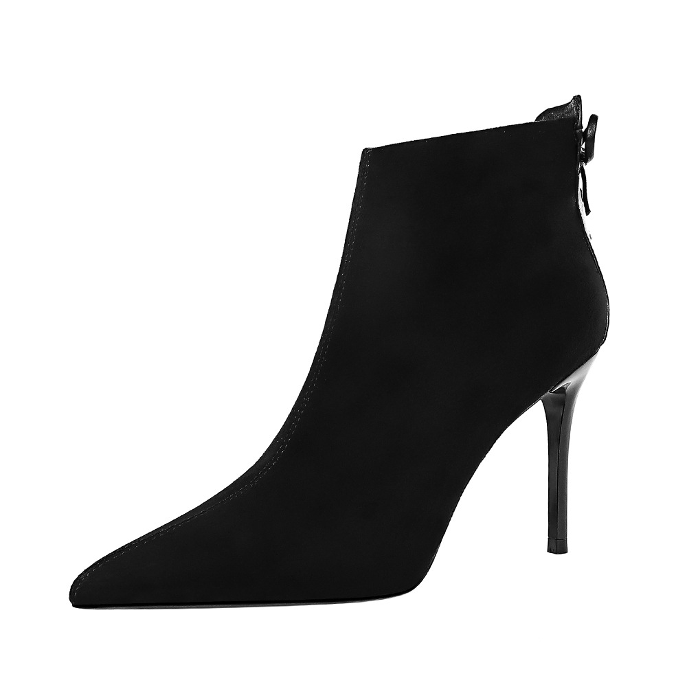 173-7 Europe and the United States to restore ancient ways with high fashion sexy nightclub show thin thin with suede lace-up point after the winter boots
