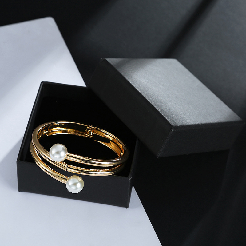 Fashion Double-headed Pearl Opening Bracelet