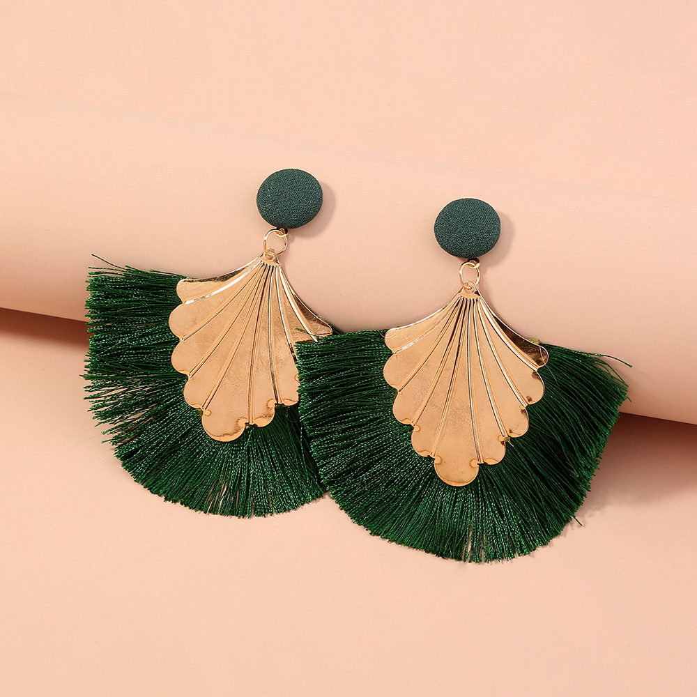 Fashion Creative Exaggerated Bohemian Green Tassel Geometric Stud Earrings display picture 2