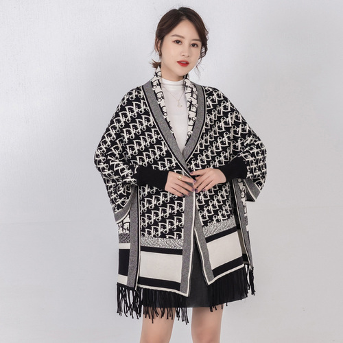Autumn and winter knitted shawl for women with sleeves, versatile thickened warm cloak with tassels and scarf, dual-purpose cheongsam cloak