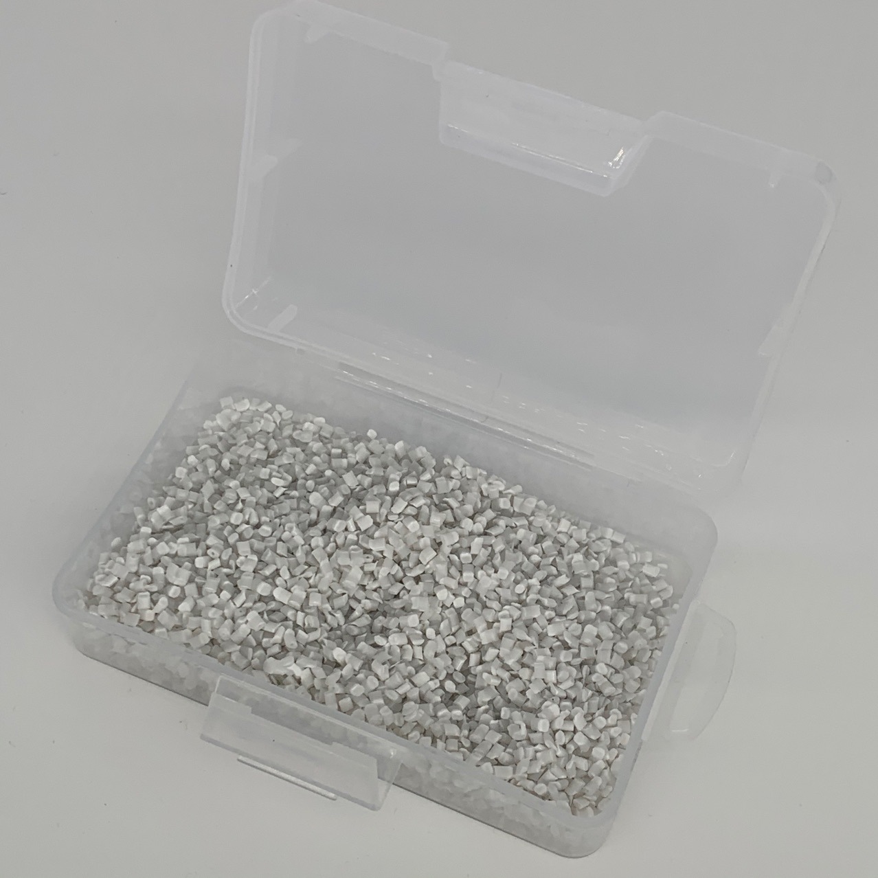 厂家直销各种颜色阻燃PP粒子