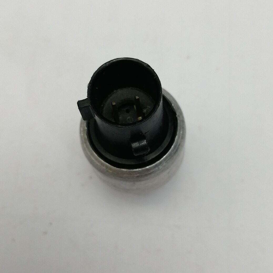 适用于汽车空调开关离合器循环开关压力传感器52466358 52468323