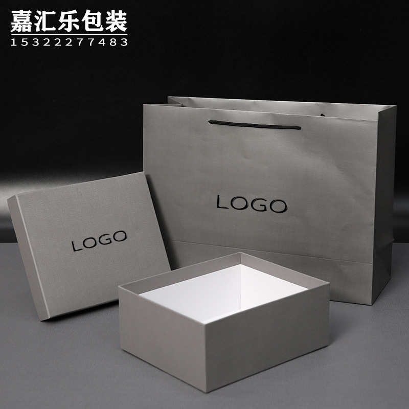 巴黎世家灰色小小方盒 (1).JPG