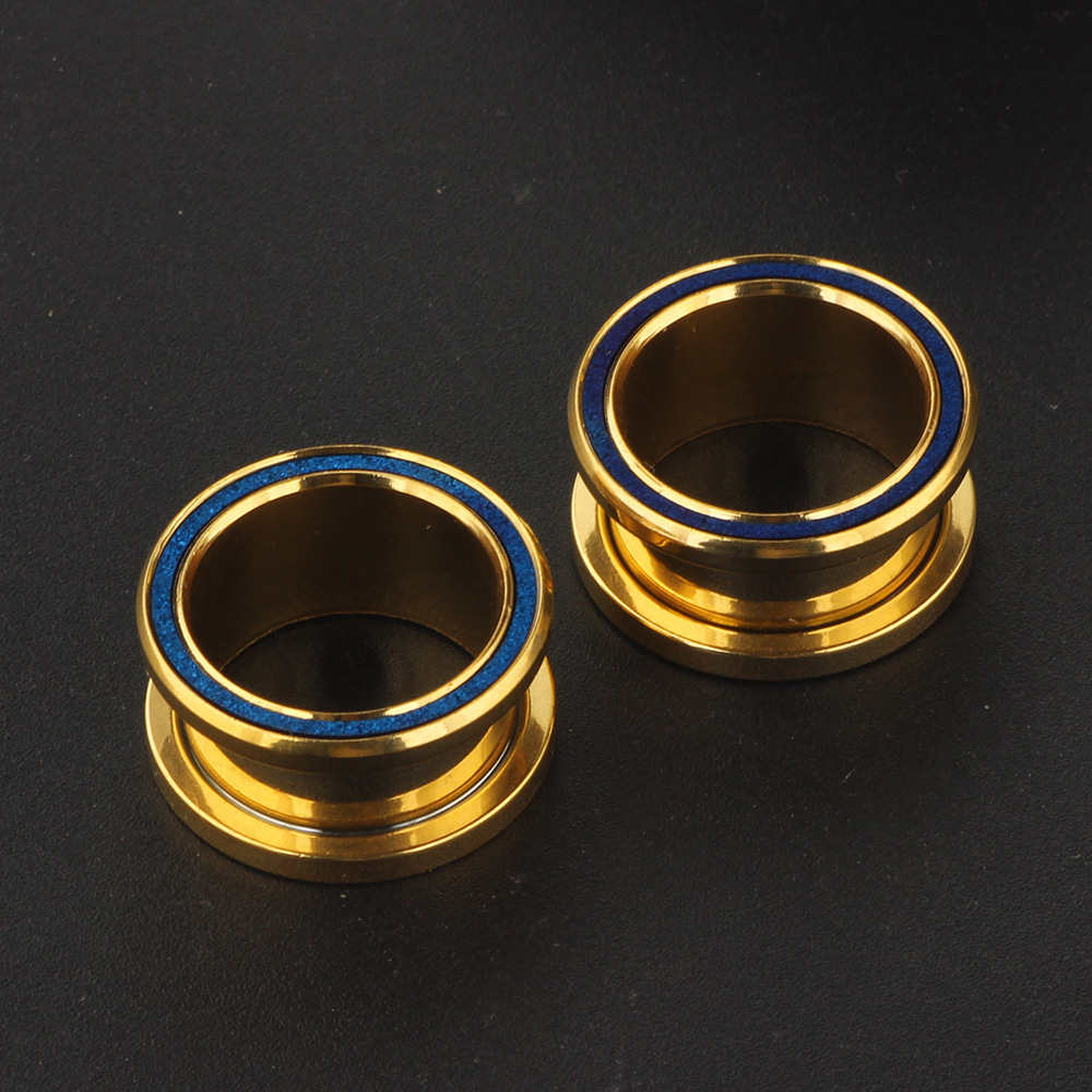 Pointed titanium steel lip stud product view