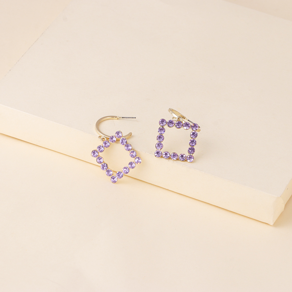 54439 Korean Style New Fashion All-match Diamond Geometric Earrings Artificial Water Geometric Stars Earrings Cross-border Supply display picture 8