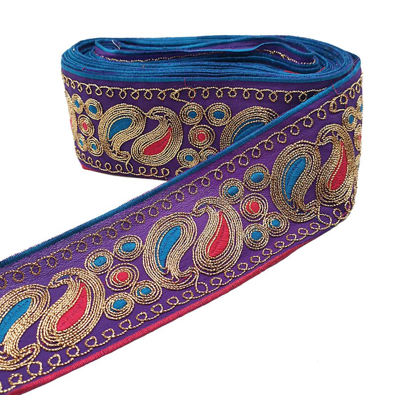 Factory direct gold strand embroidery lace ethnic retro style color embroidery barcode clothing luggage clothing Factory direct gold strand embroidery lace ethnic retro style color embroidery barcode clothing luggage clothing