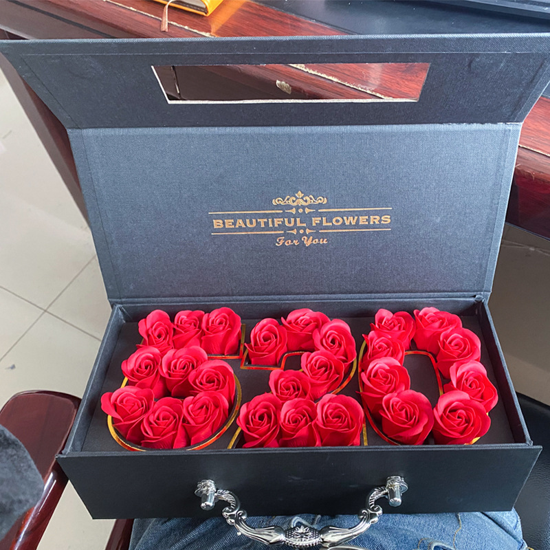 Boîte-cadeau De Fleur De Savon Rose Romantique Créative display picture 3