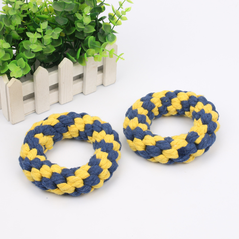 Fashion Hand-woven Rope Loops Donuts Pets Toy display picture 1