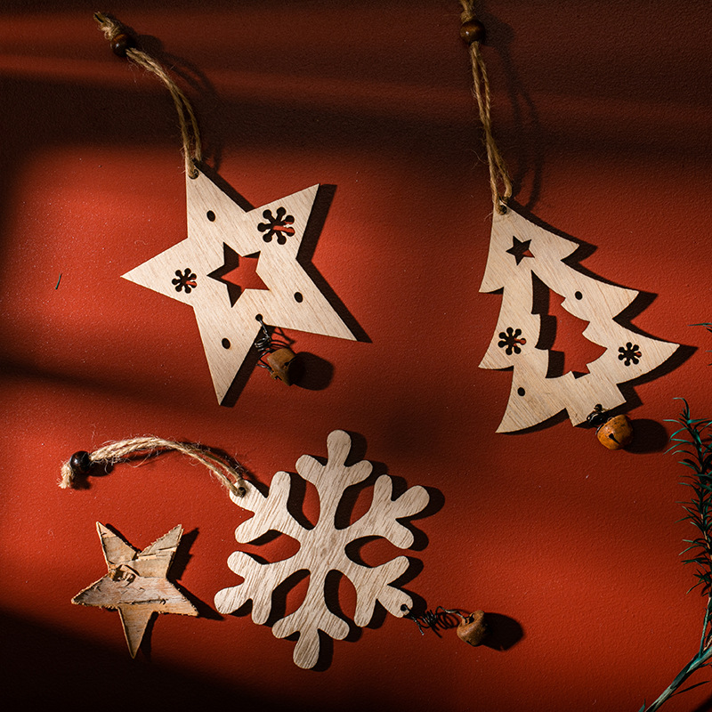 Árbol de Navidad de madera de color primario colgante de nieve de cinco puntas para hacer viejas campanas colgantes decoraciones de árbol de Navidad