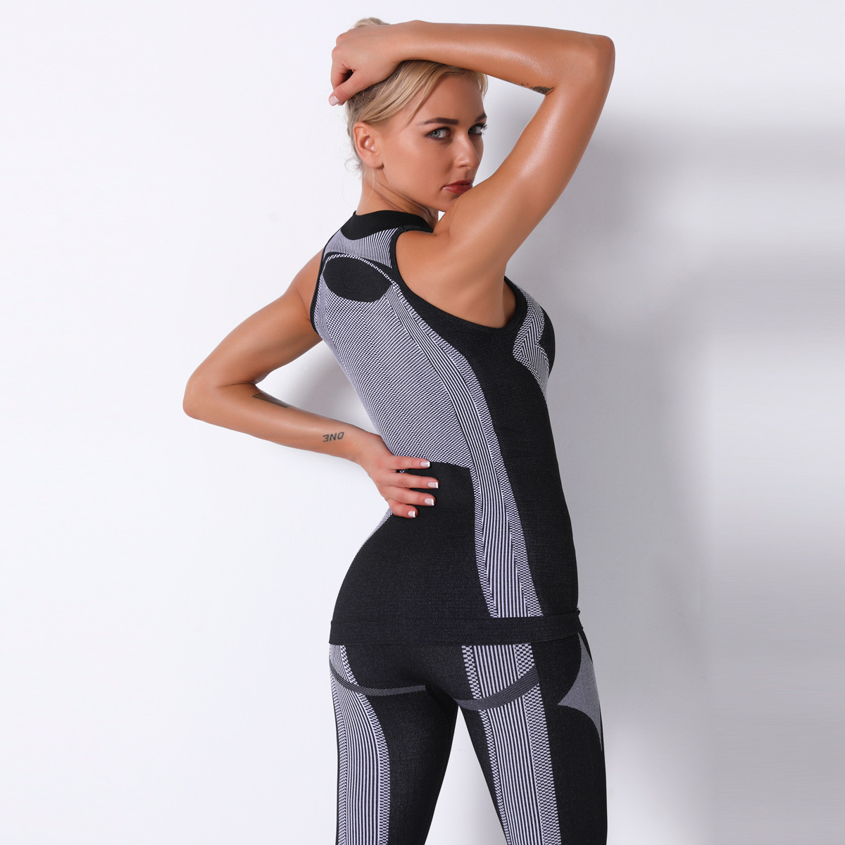 seamless knitted breathable moisture wicking sexy vest NSNS10697