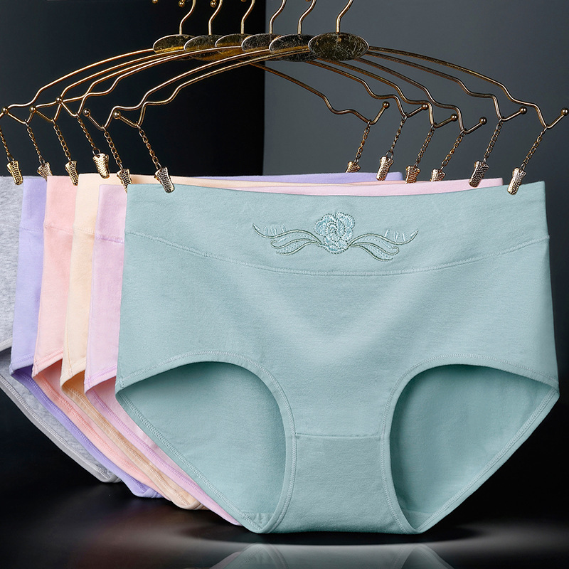 春夏季新款刺绣内裤女纯棉中腰透气棉质裆提臀性感女士三角裤