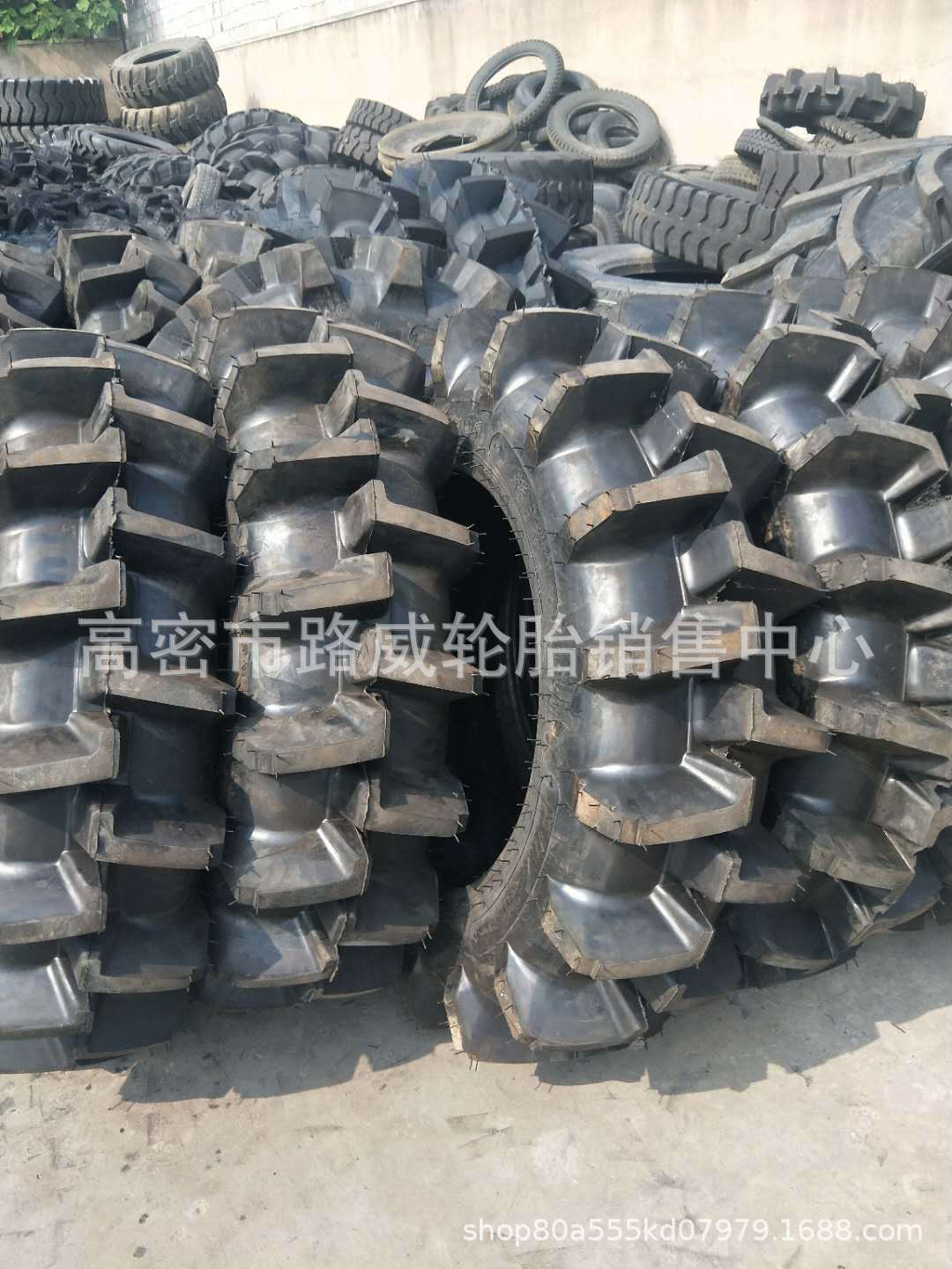 13.6-28 水田高花人字花纹农用轮胎 拖拉机轮胎