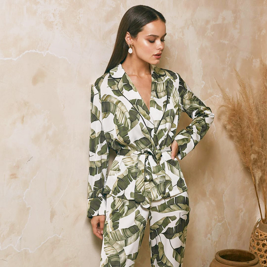 faux silk thin banana leaf print long-sleeved pajamas set NSMSY125082