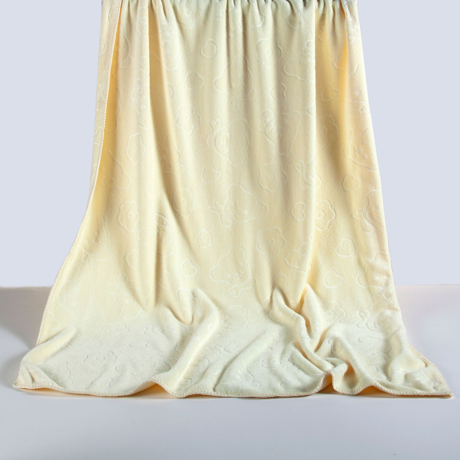 超细纤维压花浴巾毛巾