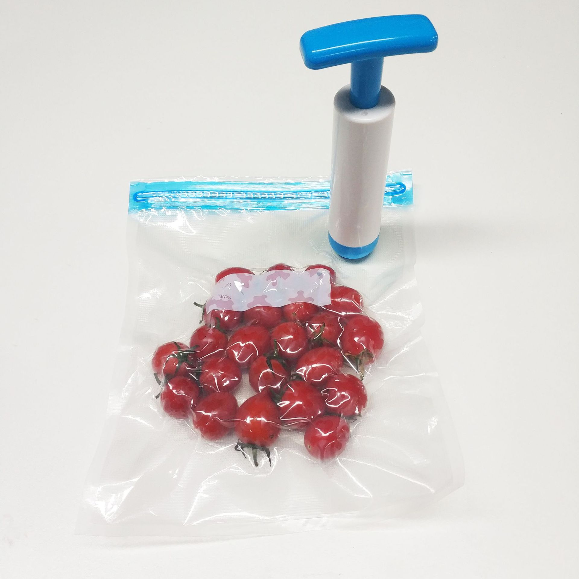 家用熟食保鲜套装手动抽气包装袋套件带绿色铁夹和白色滑扣