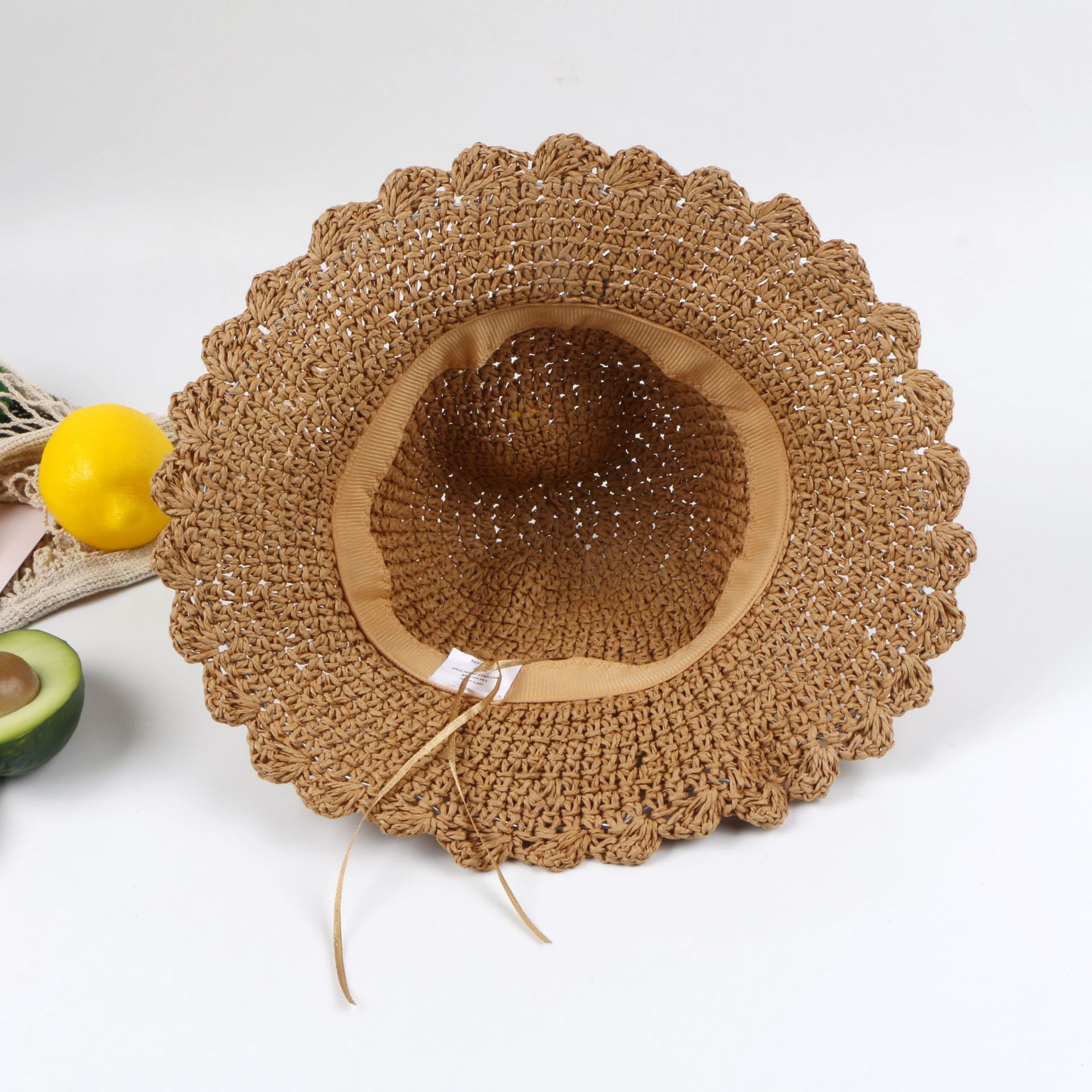 Sombrero De Paja Sombrero De Verano Femenino Sombrero De Playa Protección Solar Pequeña Versión Coreana Fresca De La Cara Viaje Sombrero De Sol Salvaje Sombrero De Sol display picture 7