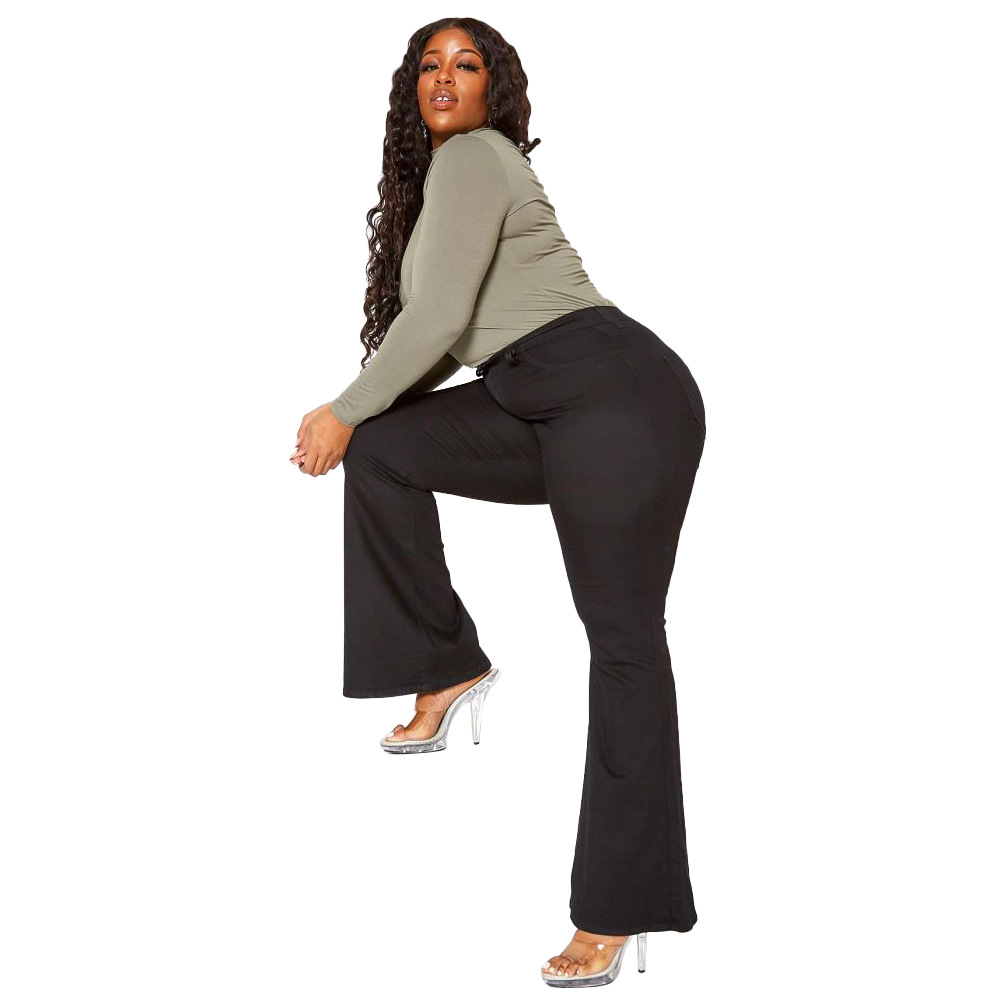 Vaqueros mujer estilo flare corte slim con pernera ancha_voghion.com