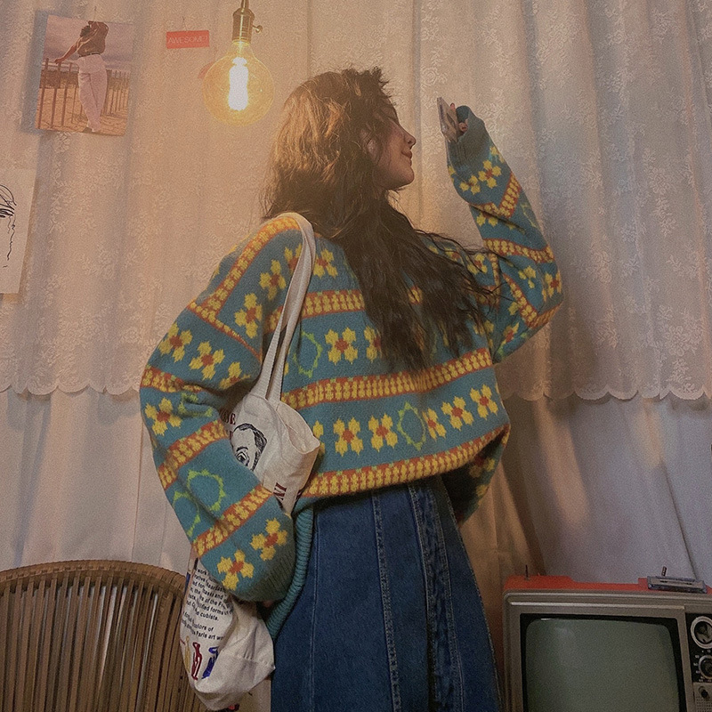 Fashionable Retro Striped Knitted Sweater