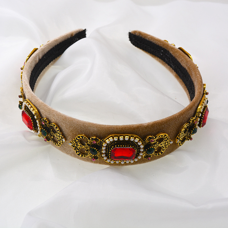 New Fashion Rhinestone Pearl Headband Wide-edged Velvet Non-slip Cheap Headband Wholesale display picture 9