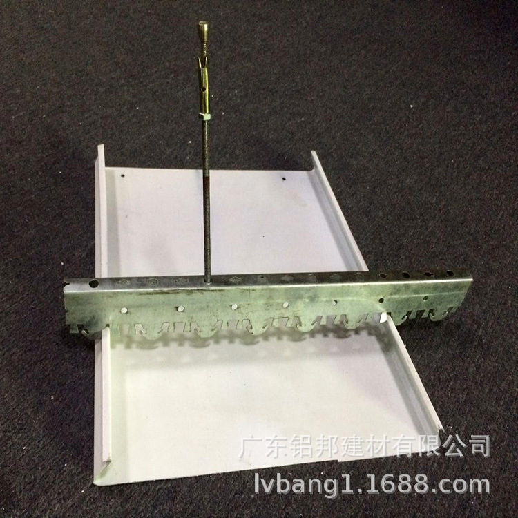 �[�o���T���O