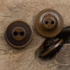 Retro two-eye deep coffee-colored Japanese-style Western suit coat, cashmere fruit buttons, natural buttons