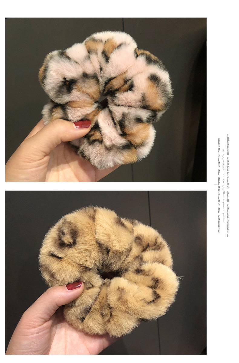 Plush Leopard Hair Scrunchies display picture 9