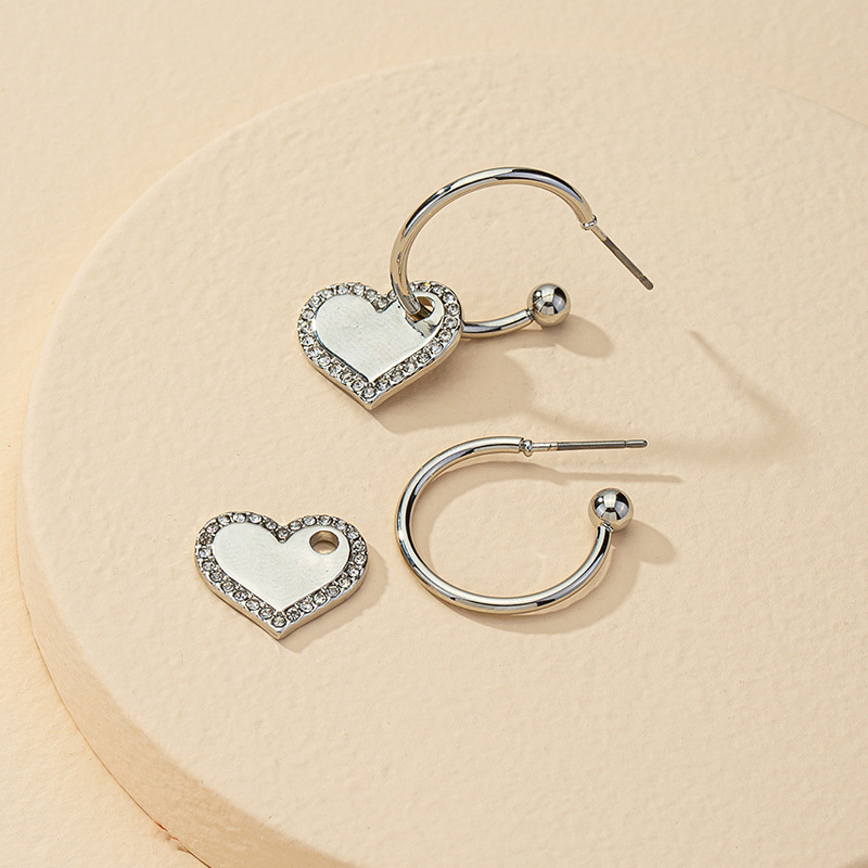 Vente Chaude De Mode 1 Paire De Boucles D&#39;oreilles Diamant Amour En Gros display picture 8