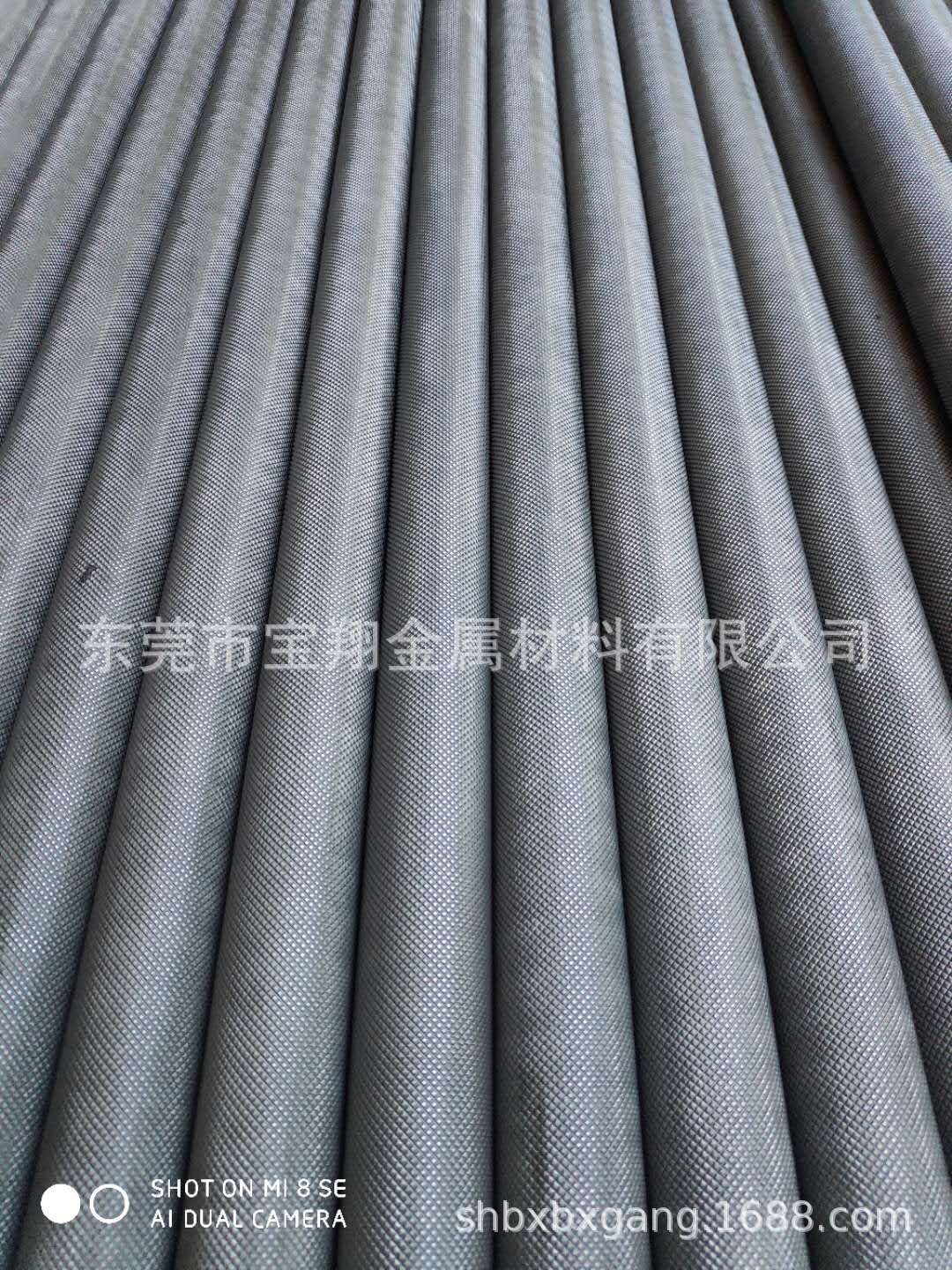 304不锈钢滚花圆管 不锈钢无缝管表面抛光 拉花管 压花管 网纹管