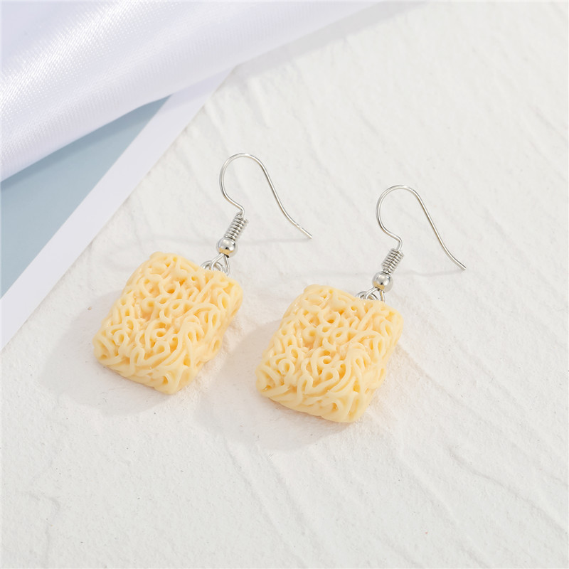 Creative Funny Simulation Instant Noodle Earrings display picture 4