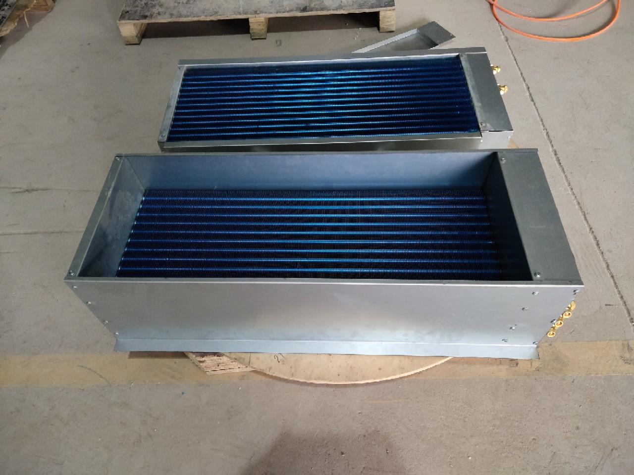 密集烤烟余热回收散热器换热器表冷器